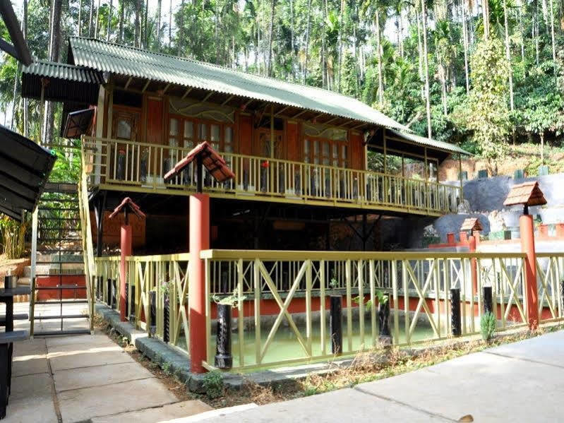 Brook Streak Resort Vaduvanchal エクステリア 写真
